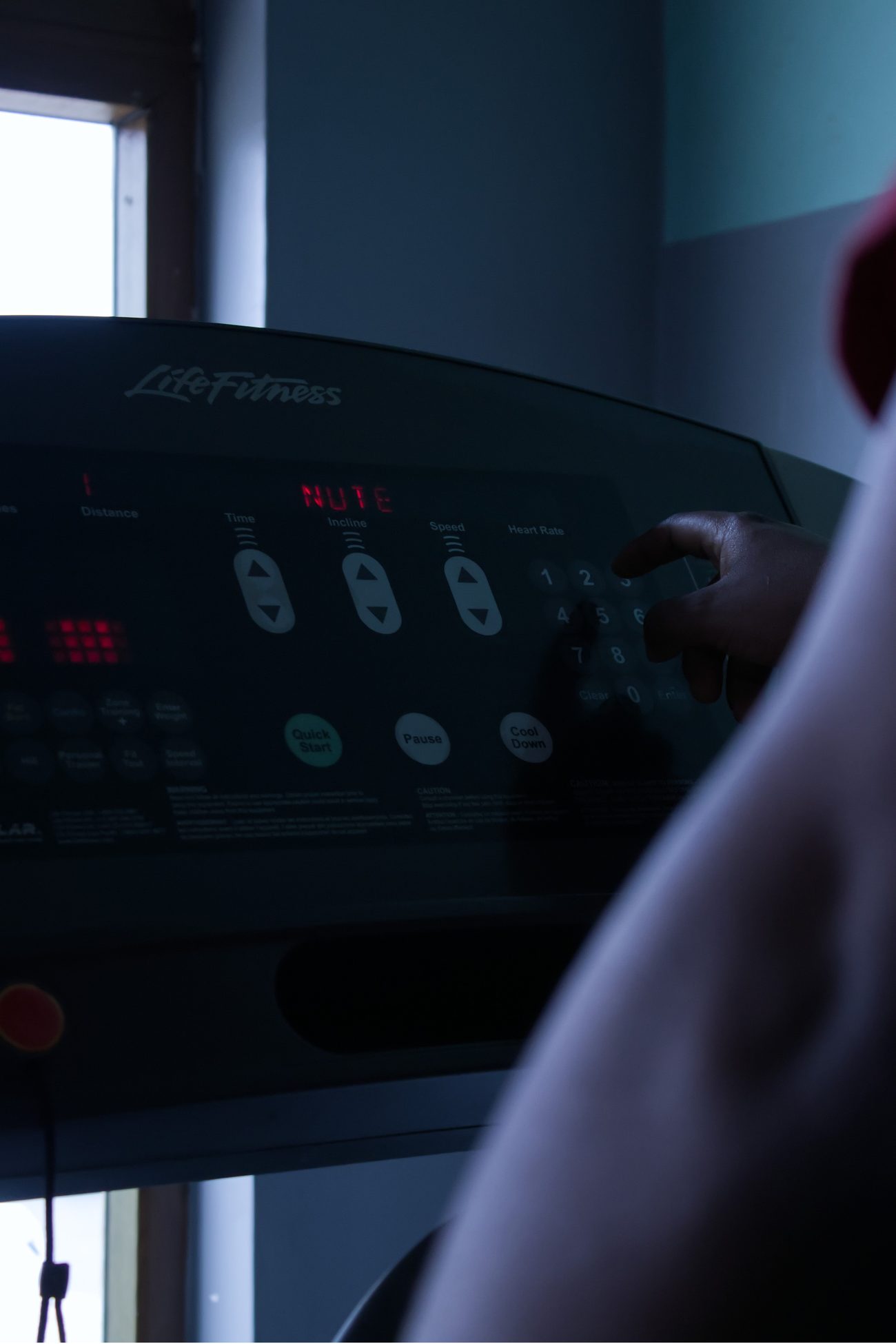 Treadmill console